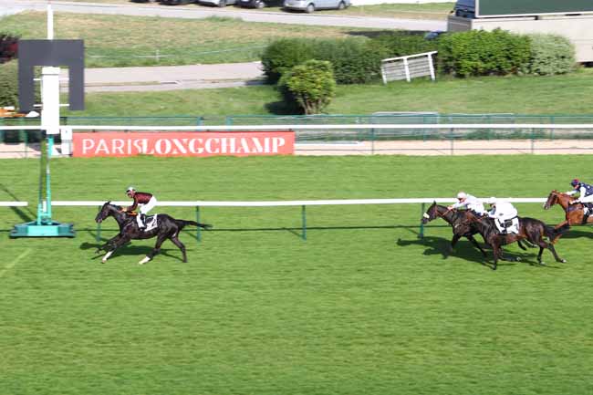 Photo d'arrivée de la course pmu PRIX DES JEUXDIS à LONGCHAMP le Jeudi 27 juin 2019