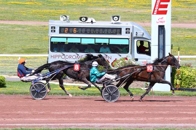 Photo d'arrivée de la course pmu PRIX DE L'OBSERVATOIRE à ENGHIEN le Samedi 29 juin 2019