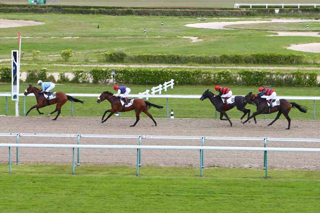 Photo d'arrivée de la course pmu PRIX DE LA VARENNE à DEAUVILLE le Mardi 2 juillet 2019