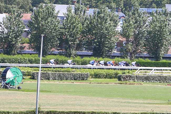 Photo d'arrivée de la course pmu PRIX DE FIRFOL à DEAUVILLE le Mercredi 3 juillet 2019