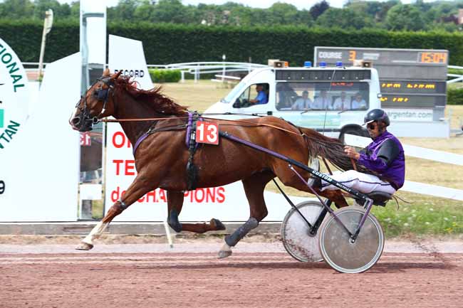 Photo d'arrivée de la course pmu PRIX DANIEL FOUCAULT à ARGENTAN le Mercredi 17 juillet 2019