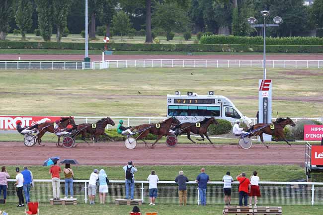 Photo d'arrivée de la course pmu PRIX DE ROME à ENGHIEN le Samedi 20 juillet 2019