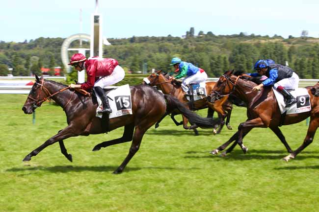 Photo d'arrivée de la course pmu PRIX TOYOTA TOYS MOTORS à DIEPPE le Lundi 22 juillet 2019