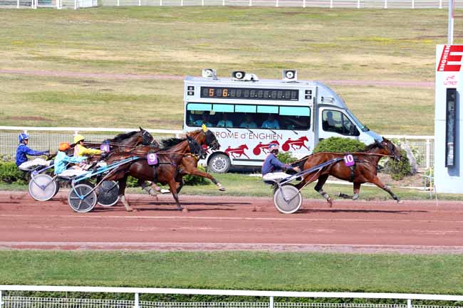 Photo d'arrivée de la course pmu PRIX DE CRESPIERES à ENGHIEN le Mercredi 24 juillet 2019