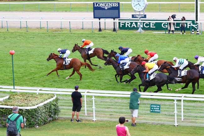 Photo d'arrivée de la course pmu PRIX DU DESERT DE RETZ à DEAUVILLE le Vendredi 26 juillet 2019