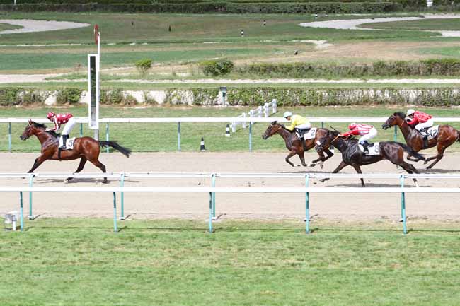 Photo d'arrivée de la course pmu PRIX DE PERSEIGNE à DEAUVILLE le Mardi 30 juillet 2019