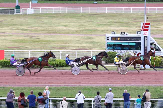 Photo d'arrivée de la course pmu PRIX DU PRE SAINT-GERVAIS à ENGHIEN le Mercredi 31 juillet 2019