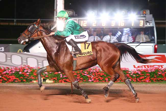 Photo d'arrivée de la course pmu PRIX DES LILAS à CABOURG le Vendredi 2 août 2019