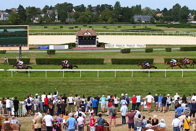 Photo d'arrivée de la course pmu PRIX LE BARON DUTACQ à CLAIREFONTAINE le Samedi 3 août 2019