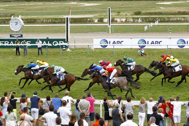 Photo d'arrivée de la course pmu PRIX HIPODROMO DE SAN ISIDRO à DEAUVILLE le Dimanche 4 août 2019