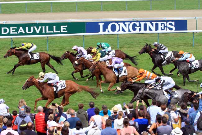 Photo d'arrivée de la course pmu GRAND HANDICAP DE DEAUVILLE à DEAUVILLE le Dimanche 11 août 2019