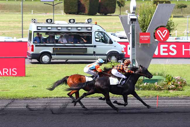 Photo d'arrivée de la course pmu PRIX DE SEGRE à PARIS-VINCENNES le Mercredi 21 août 2019