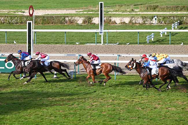 Photo d'arrivée de la course pmu PRIX DE LA LIEUTENANCE à DEAUVILLE le Samedi 24 août 2019