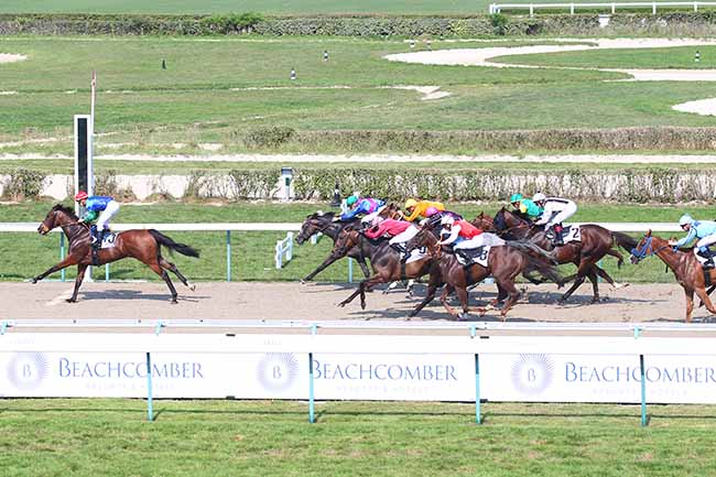Photo d'arrivée de la course pmu PRIX DE DIEPPE à DEAUVILLE le Mardi 27 août 2019