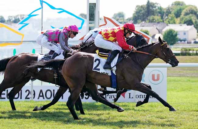 Photo d'arrivée de la course pmu PRIX DU MONDIAL DU LION à LE LION D'ANGERS le Jeudi 29 août 2019