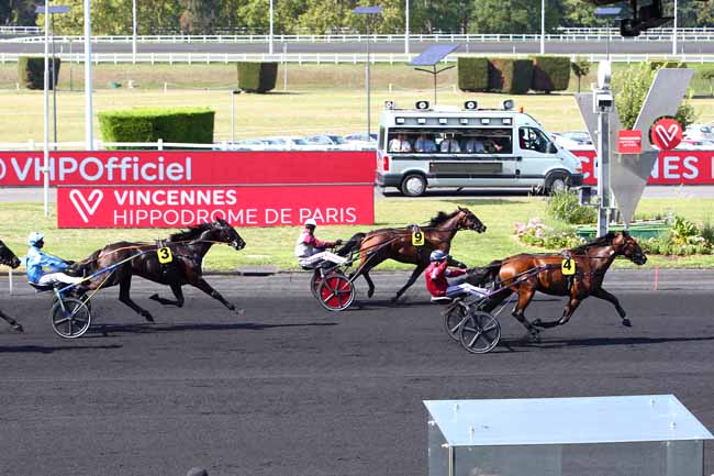 Photo d'arrivée de la course pmu PRIX VICTOR REGIS à PARIS-VINCENNES le Samedi 31 août 2019