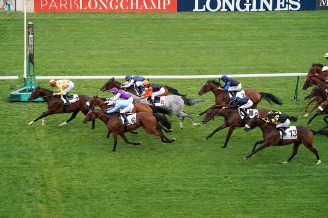Photo d'arrivée de la course pmu PRIX DU NABOB à LONGCHAMP le Jeudi 5 septembre 2019