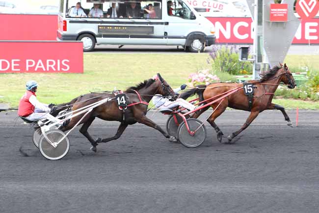 Photo d'arrivée de la course pmu PRIX EMILE WENDLING à PARIS-VINCENNES le Samedi 7 septembre 2019