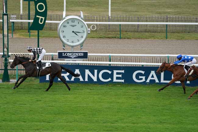 Photo d'arrivée de la course pmu PRIX DE CHAMPOLEUX à CHANTILLY le Lundi 9 septembre 2019