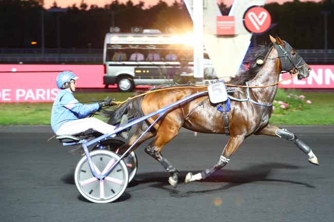 Photo d'arrivée de la course pmu PRIX OPHELIA à PARIS-VINCENNES le Vendredi 13 septembre 2019