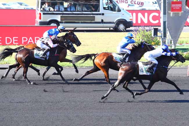 Photo d'arrivée de la course pmu PRIX DE NORMANDIE à PARIS-VINCENNES le Samedi 14 septembre 2019