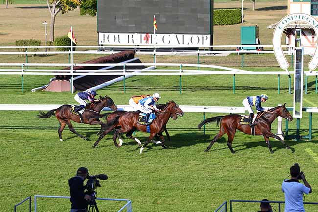 Photo d'arrivée de la course pmu PRIX DE BETHANCOURT-EN-VALOIS à COMPIEGNE le Mardi 17 septembre 2019