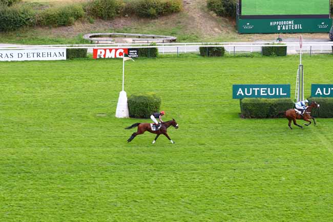 Photo d'arrivée de la course pmu PRIX LANISTE à AUTEUIL le Mardi 17 septembre 2019