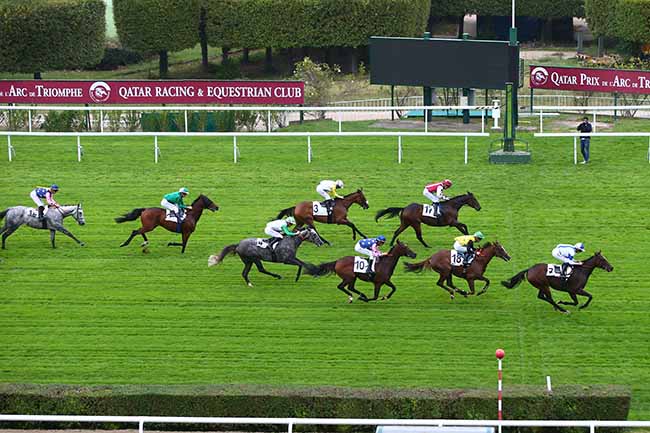 Photo d'arrivée de la course pmu PRIX DE NEAUFLES-SAINT-MARTIN à SAINT-CLOUD le Vendredi 4 octobre 2019