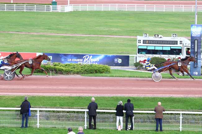Photo d'arrivée de la course pmu PRIX DU PONT DE LA TOURNELLE à ENGHIEN le Lundi 14 octobre 2019