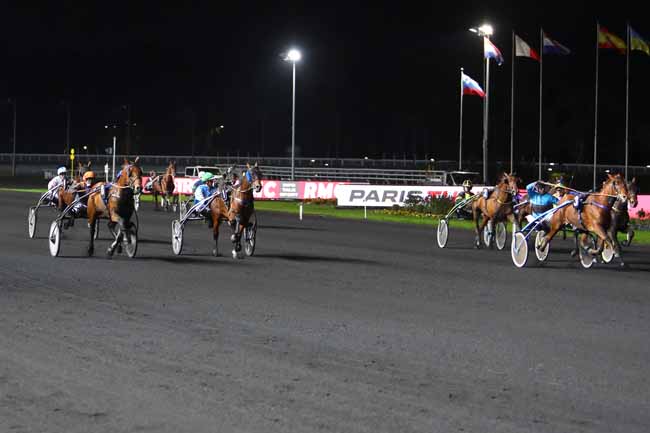 Photo d'arrivée de la course pmu PRIX CYRENE à PARIS-VINCENNES le Vendredi 18 octobre 2019