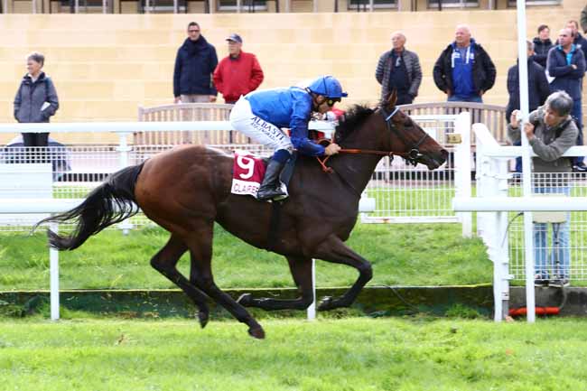 Photo d'arrivée de la course pmu PRIX D'AGUESSEAU à CLAIREFONTAINE le Lundi 21 octobre 2019