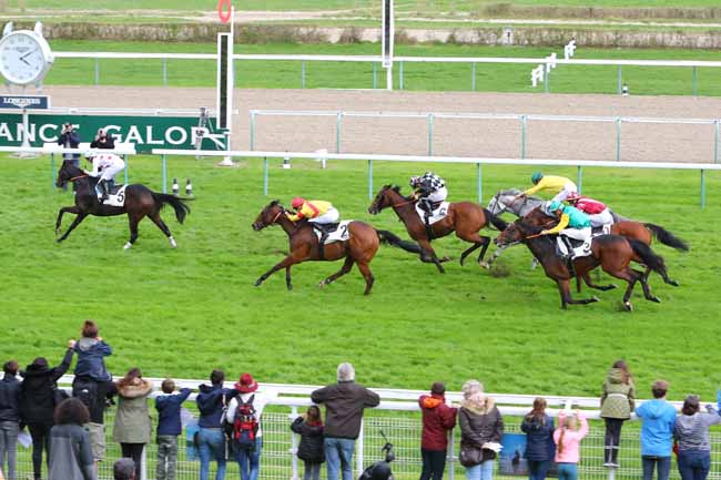 Photo d'arrivée de la course pmu PRIX DES ARCADES à DEAUVILLE le Mercredi 23 octobre 2019