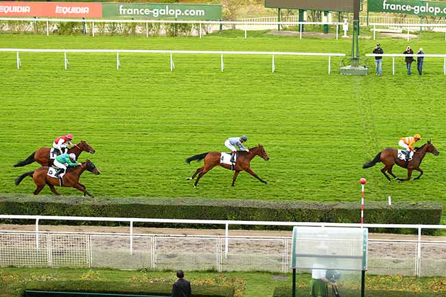 Photo d'arrivée de la course pmu PRIX DE FLORE à SAINT-CLOUD le Samedi 26 octobre 2019
