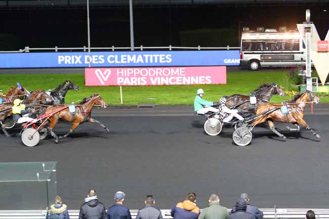 Photo d'arrivée de la course pmu PRIX DES CLEMATITES à PARIS-VINCENNES le Mercredi 30 octobre 2019
