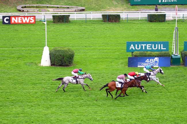 Photo d'arrivée de la course pmu PRIX CONGRESS à AUTEUIL le Samedi 2 novembre 2019