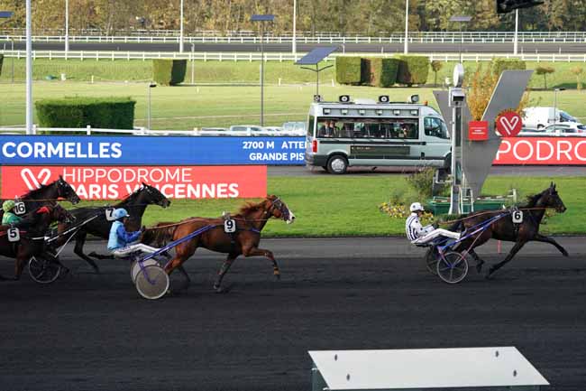 Photo d'arrivée de la course pmu PRIX DE CORMELLES à PARIS-VINCENNES le Jeudi 7 novembre 2019