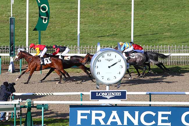 Photo d'arrivée de la course pmu PRIX DE CHANTECLERC à CHANTILLY le Jeudi 7 novembre 2019
