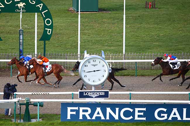 Photo d'arrivée de la course pmu PRIX DE LA CHAPELLE SAINT-PIERRE à CHANTILLY le Jeudi 7 novembre 2019