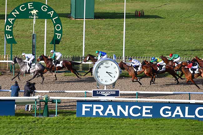 Photo d'arrivée de la course pmu PRIX DES CANTERS à CHANTILLY le Jeudi 7 novembre 2019