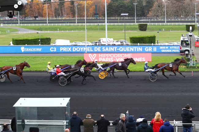 Photo d'arrivée de la course pmu PRIX DOYNEL DE SAINT-QUENTIN à PARIS-VINCENNES le Samedi 30 novembre 2019
