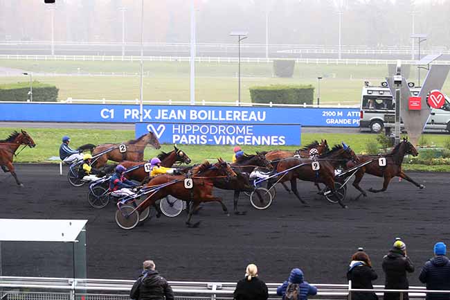 Photo d'arrivée de la course pmu PRIX JEAN BOILLEREAU à PARIS-VINCENNES le Jeudi 5 décembre 2019