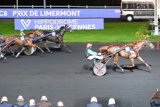 Photo d'arrivée de la course pmu PRIX DE LIMERMONT à PARIS-VINCENNES le Samedi 7 décembre 2019