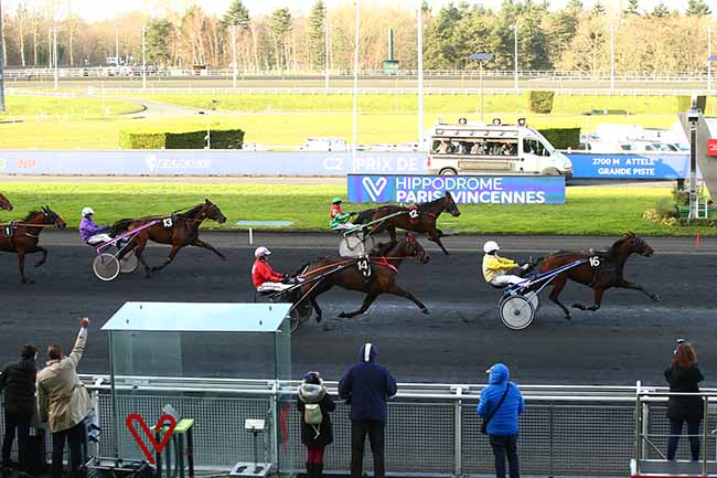 Photo d'arrivée de la course pmu PRIX DE QUISSAC à PARIS-VINCENNES le Vendredi 13 décembre 2019