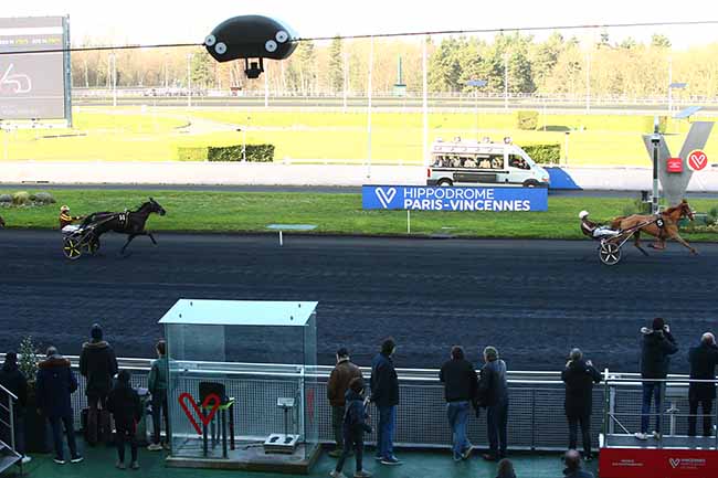 Photo d'arrivée de la course pmu PRIX DE BIDART à PARIS-VINCENNES le Mardi 24 décembre 2019