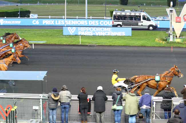 Photo d'arrivée de la course pmu PRIX LES SENIORS DES COURSES à PARIS-VINCENNES le Samedi 11 janvier 2020