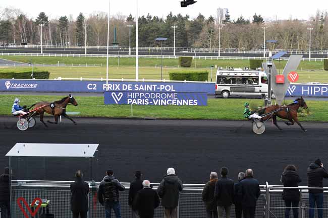 Photo d'arrivée de la course pmu PRIX DE SAINT-POL à PARIS-VINCENNES le Vendredi 17 janvier 2020