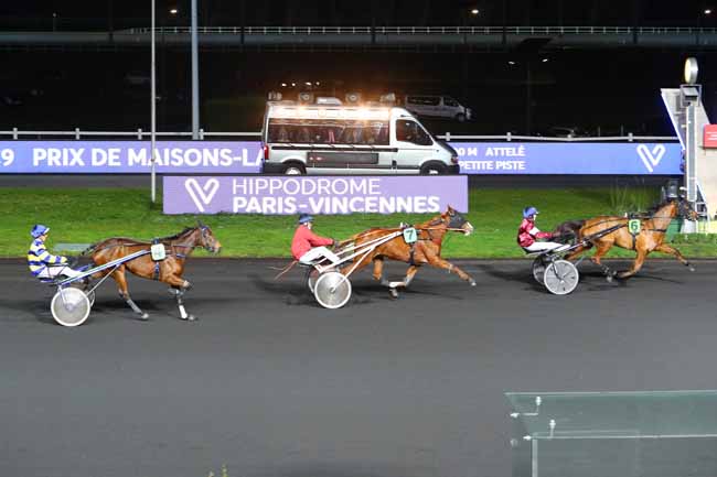 Photo d'arrivée de la course pmu PRIX DE MAISONS-LAFFITTE à PARIS-VINCENNES le Dimanche 19 janvier 2020