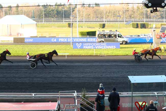 Photo d'arrivée de la course pmu PRIX DE VIENNE-KRIEAU à PARIS-VINCENNES le Jeudi 23 janvier 2020