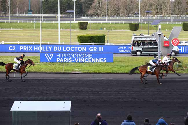 Photo d'arrivée de la course pmu PRIX HOLLY DU LOCTON à PARIS-VINCENNES le Jeudi 13 février 2020