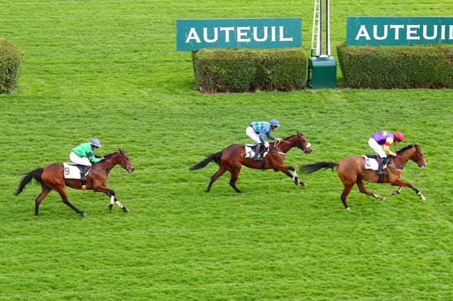 Photo d'arrivée de la course pmu PRIX RIVOLI à AUTEUIL le Lundi 24 février 2020